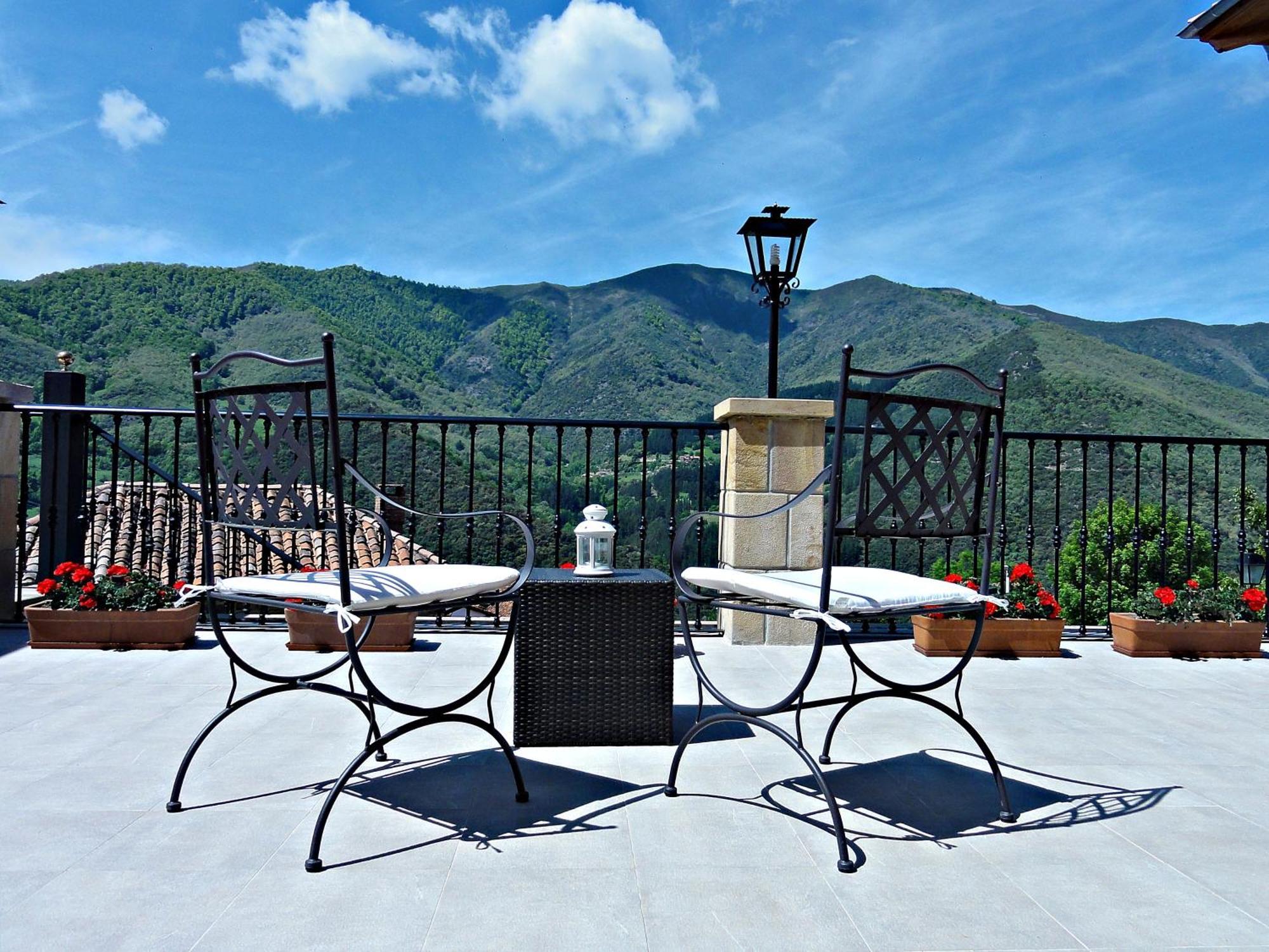 Posada Valle Del Oso Lerones Exteriér fotografie