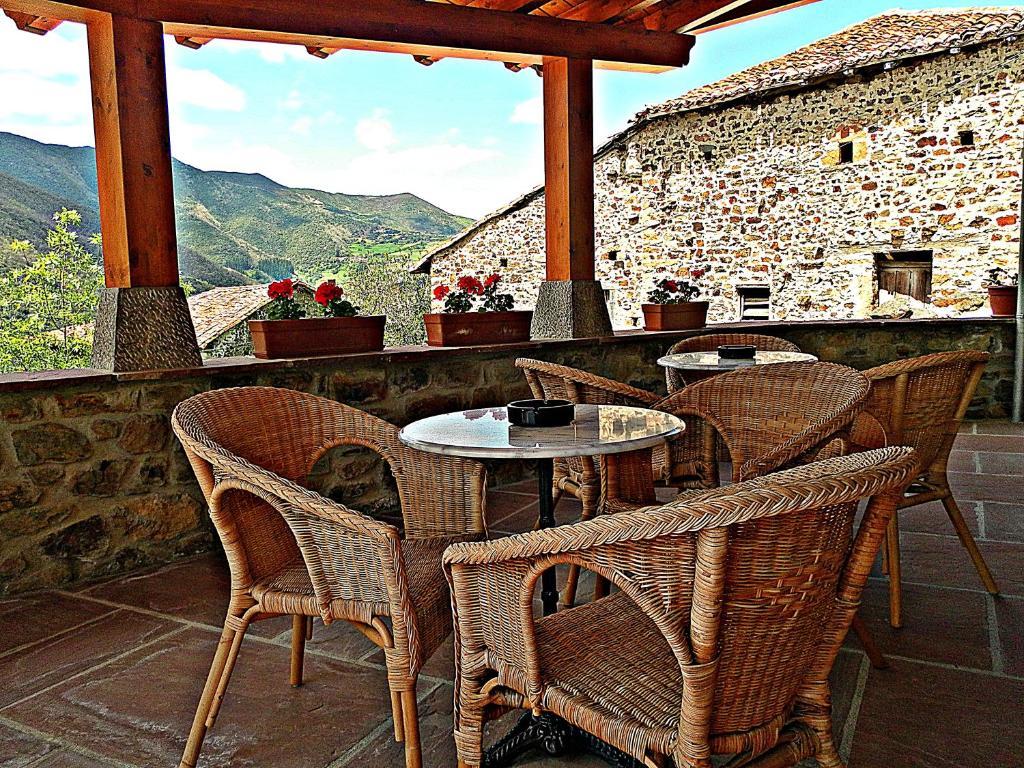 Posada Valle Del Oso Lerones Exteriér fotografie